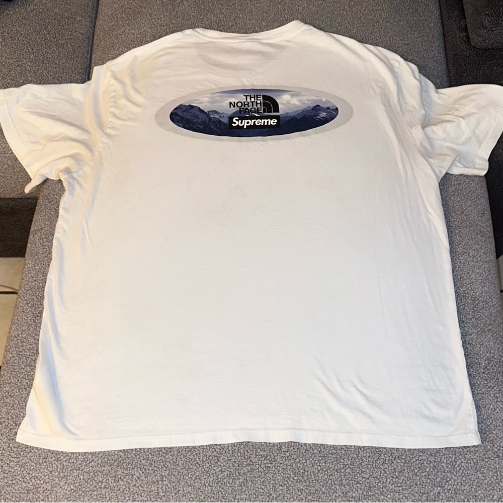 Supreme x The North Face Mountains Tee White XL